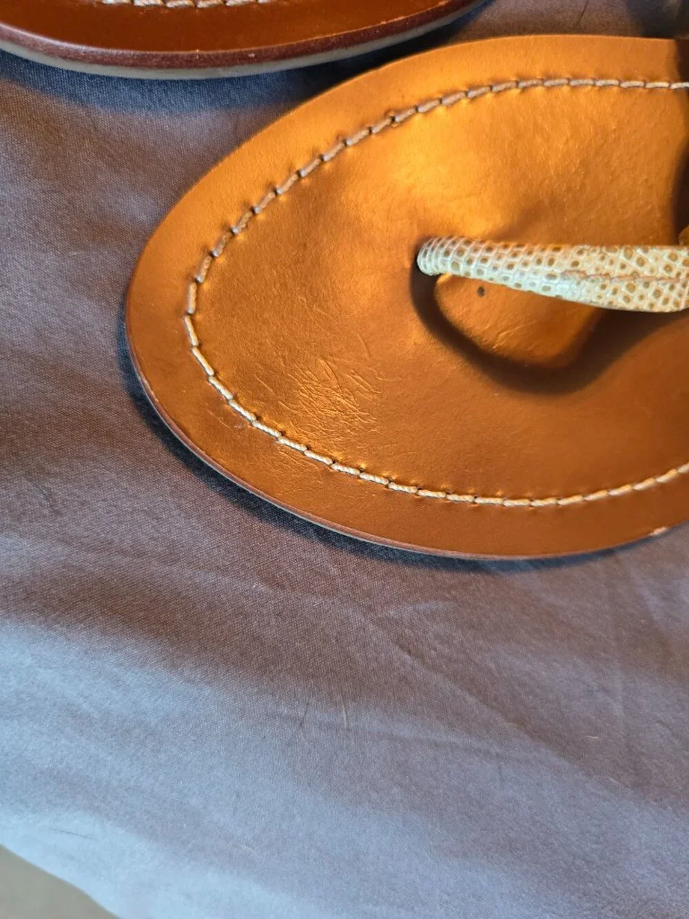 Tory Burch Miller Sandal – Beige Embossed Leather Logo Thong Sandals – Size 10